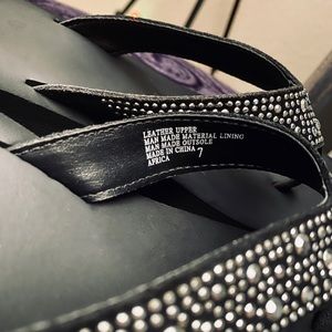 Yellow Box Sandals!! 😍💛💓